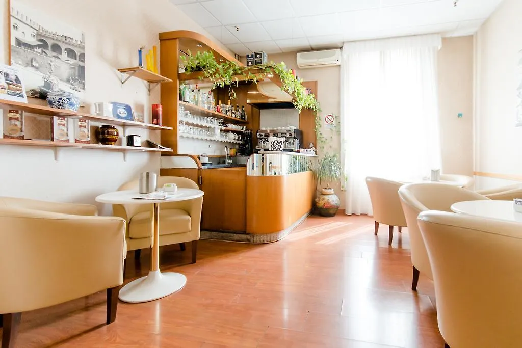 Hotel Centrale Bologna